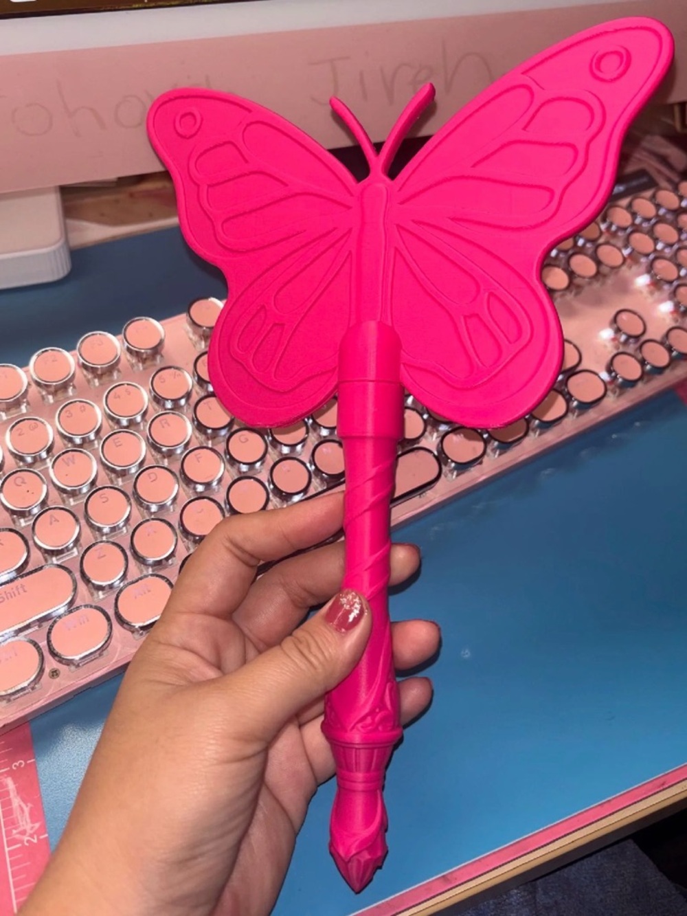 Tap & Pay Butterfly Wand - Picture 4 of 4